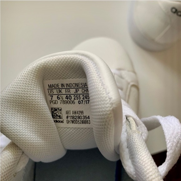 Adidas Neo Comfort Sole Sneakers Size 7 Men’s - Picture 2 of 4